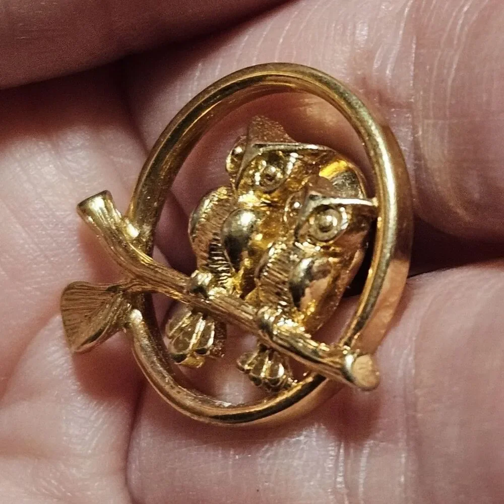 Avon this vintage